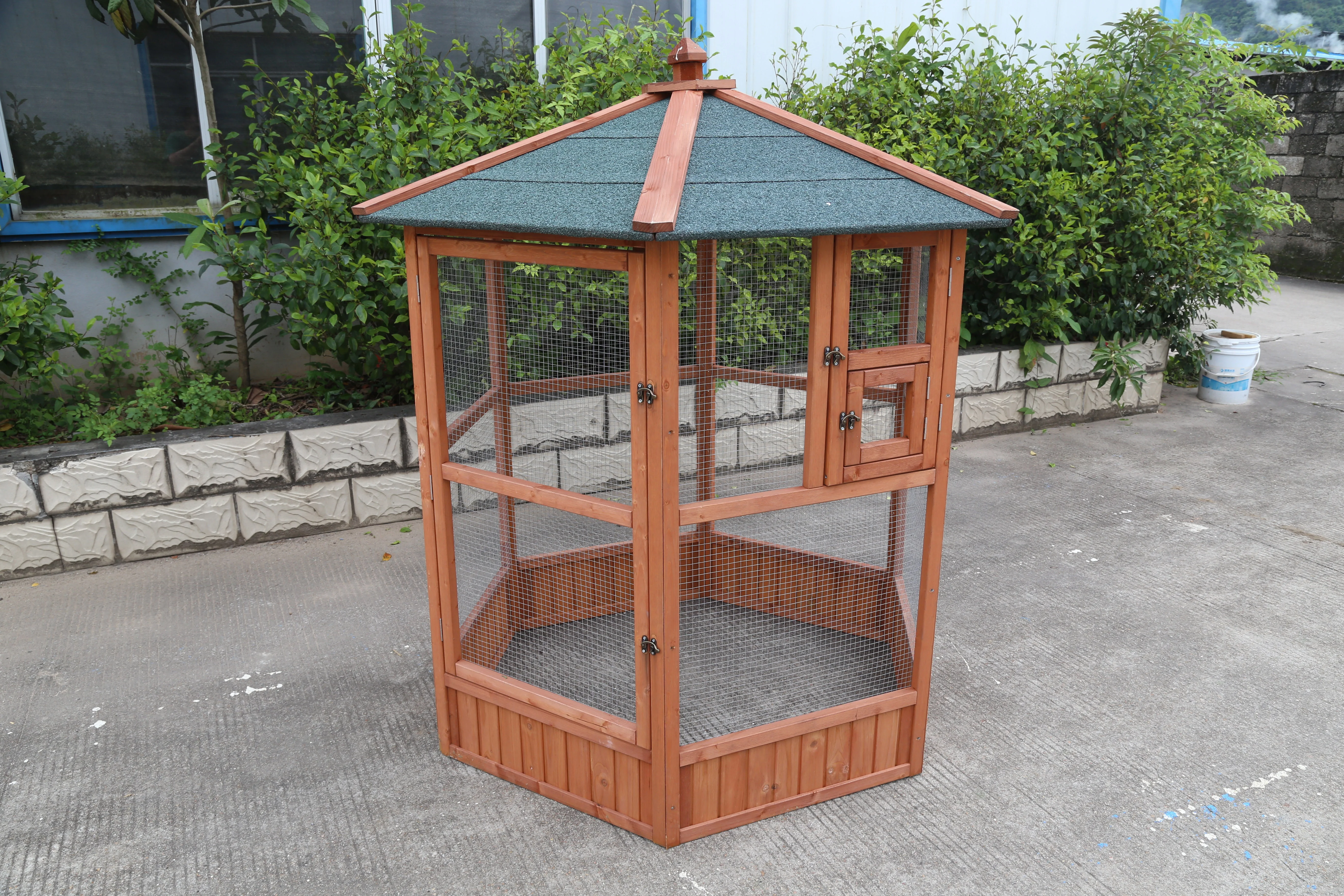 Sustainable Bird Cage Large Aviary Racing Wooden Carton Packing  Pet Cages Houses for parrot