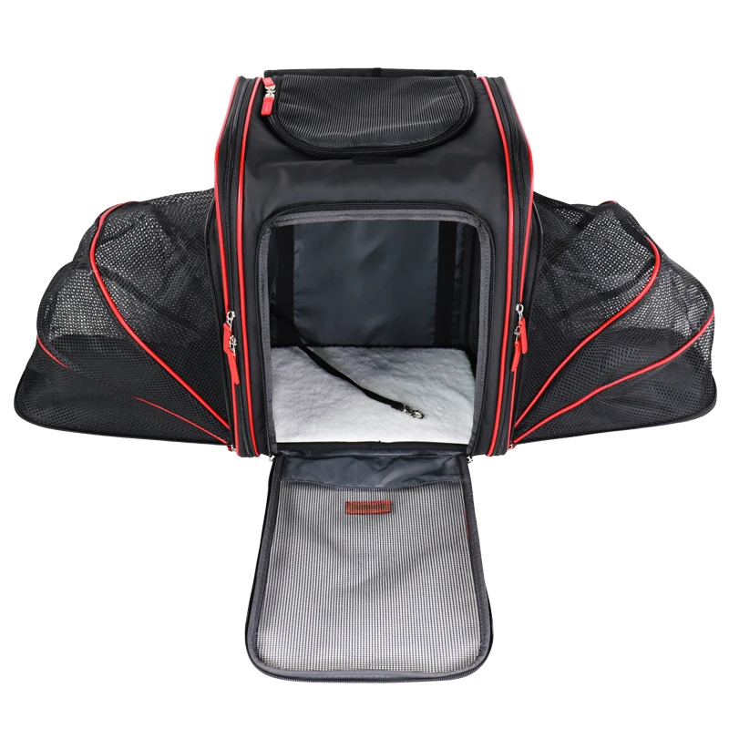 Portable Large Capacity Travel Backpack Extensible Space Zipper Closure Outdoor Carrying Features Safety Strap Dogs Pet Harness