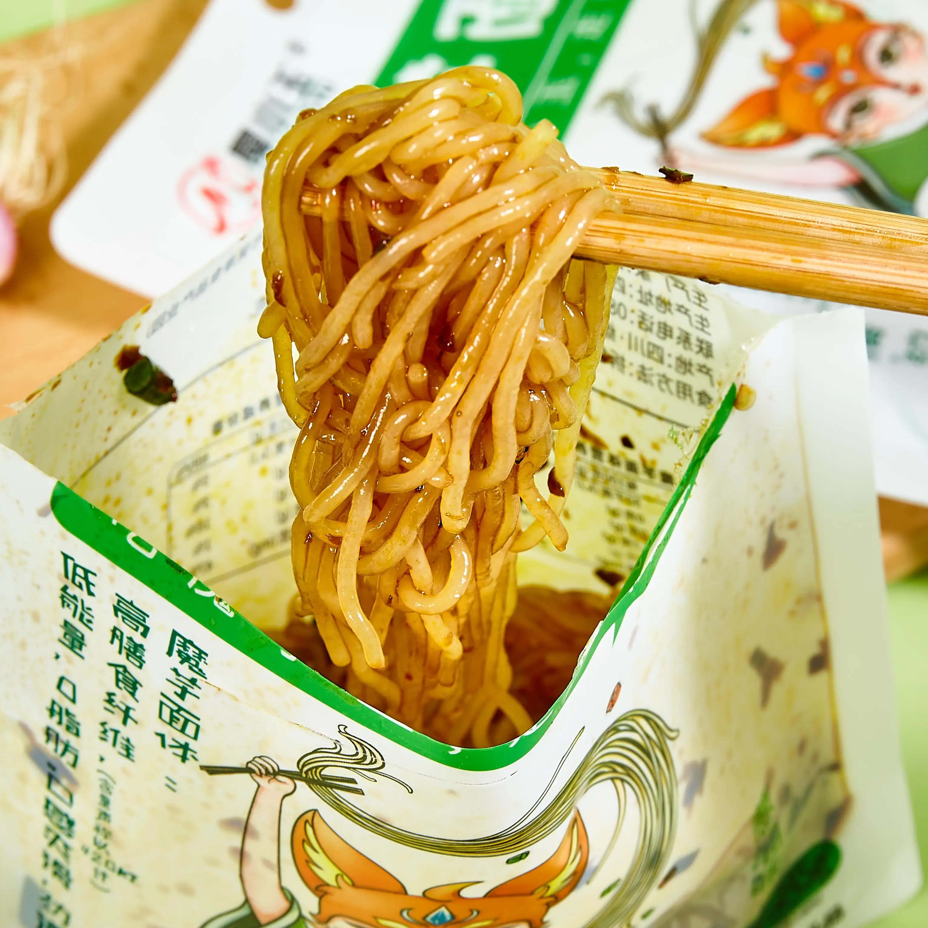 New Arrival keto food Gluten-Free Vegan Instant Noodles Konjac Fettuccine Pasta Lower-Carbs Weight Loss Bulk Box Packaging