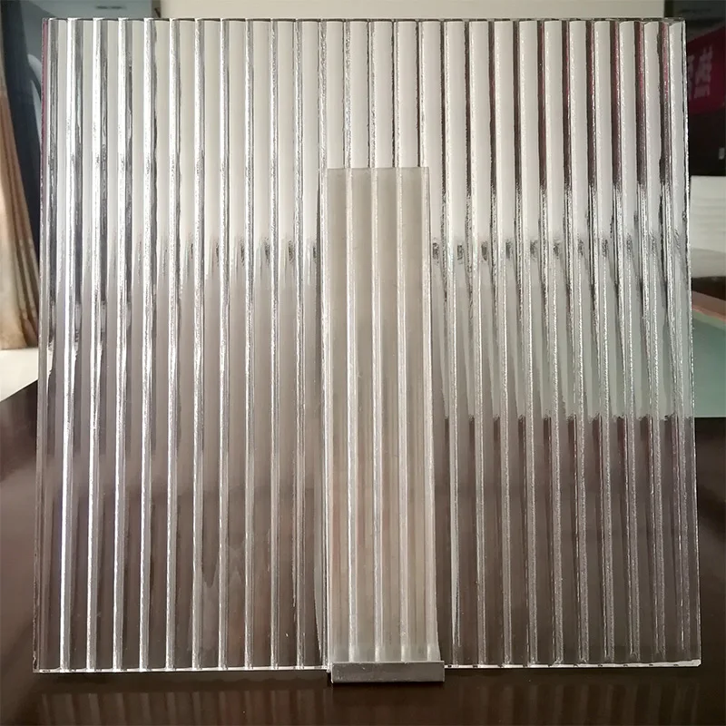 Glass supplier hotsale 3mm-12mm clear tinted pattern glass sheet