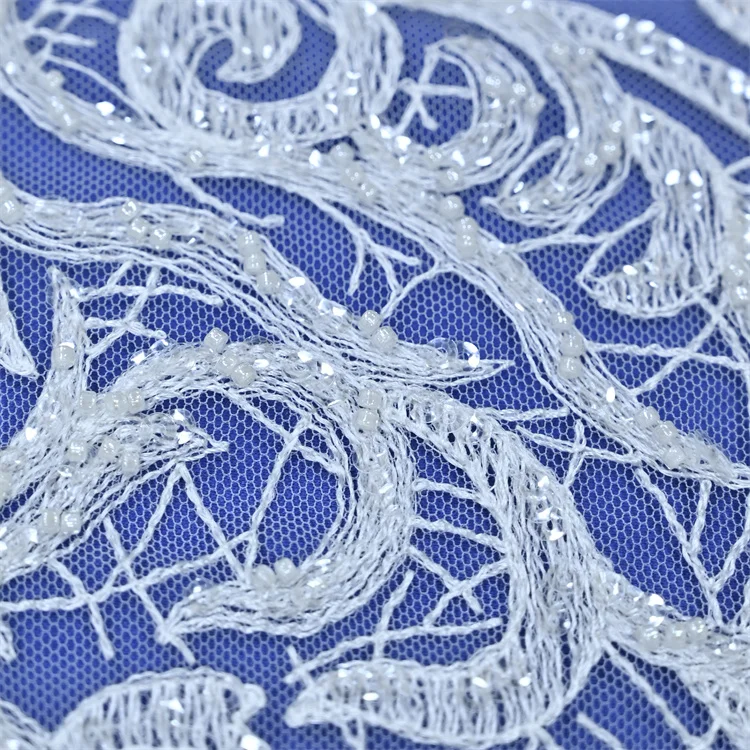 Fashion style design pure white beaded embroidered bridal applique lace for women