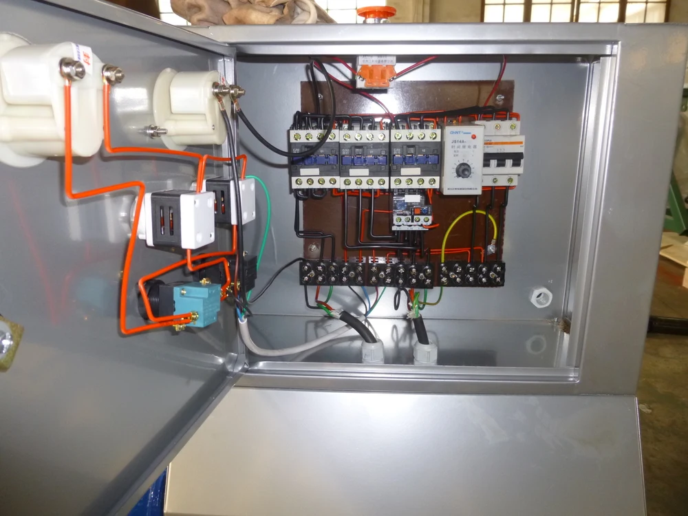 China large capacity sawdust wood pellet machine biomass forestry wood machinery