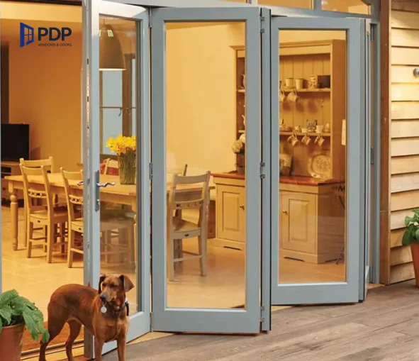 All Sizes Available Thermal-Insulated Teak Wood Folding Door Designs for Supermarket Applications