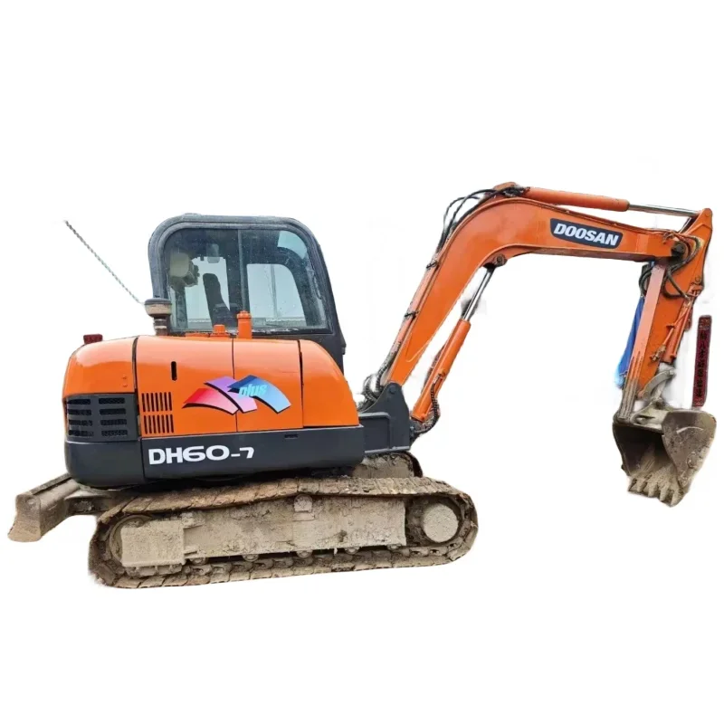 DOOSAN 60 Second-Hand Original 6 Ton Excavator Korean Engineering Machine Cheap Price Core Include Pump Motor Gear PLC