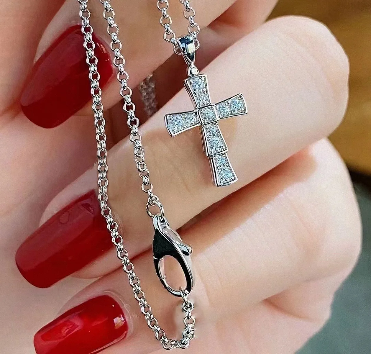 CAOSHI Vintage Style Full Cubic Zirconia Cross Necklaces For Women Fashion Party Weeding Silver Plated Pendant Necklaces Jewelry