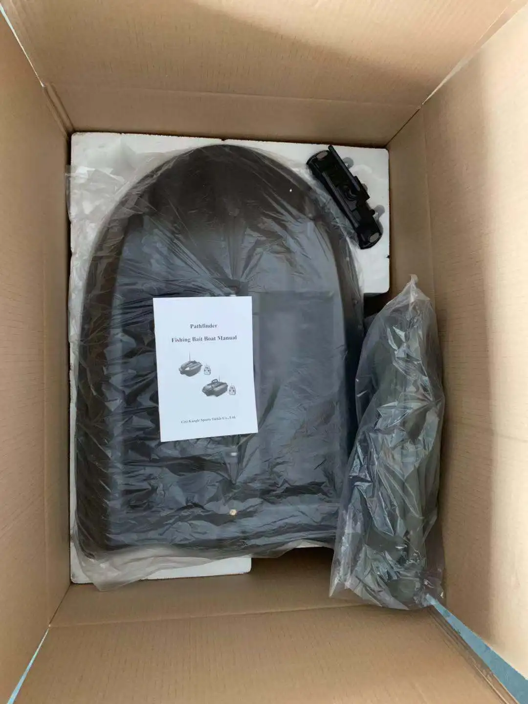 
fishing boats carp, remote, 400m controlling range 