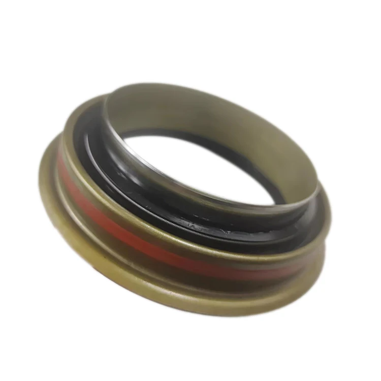 High Performance Cylinder Seals CR32500 Iron Shell Heavy Truck Engine Parts Wheel Hub Oil Seal