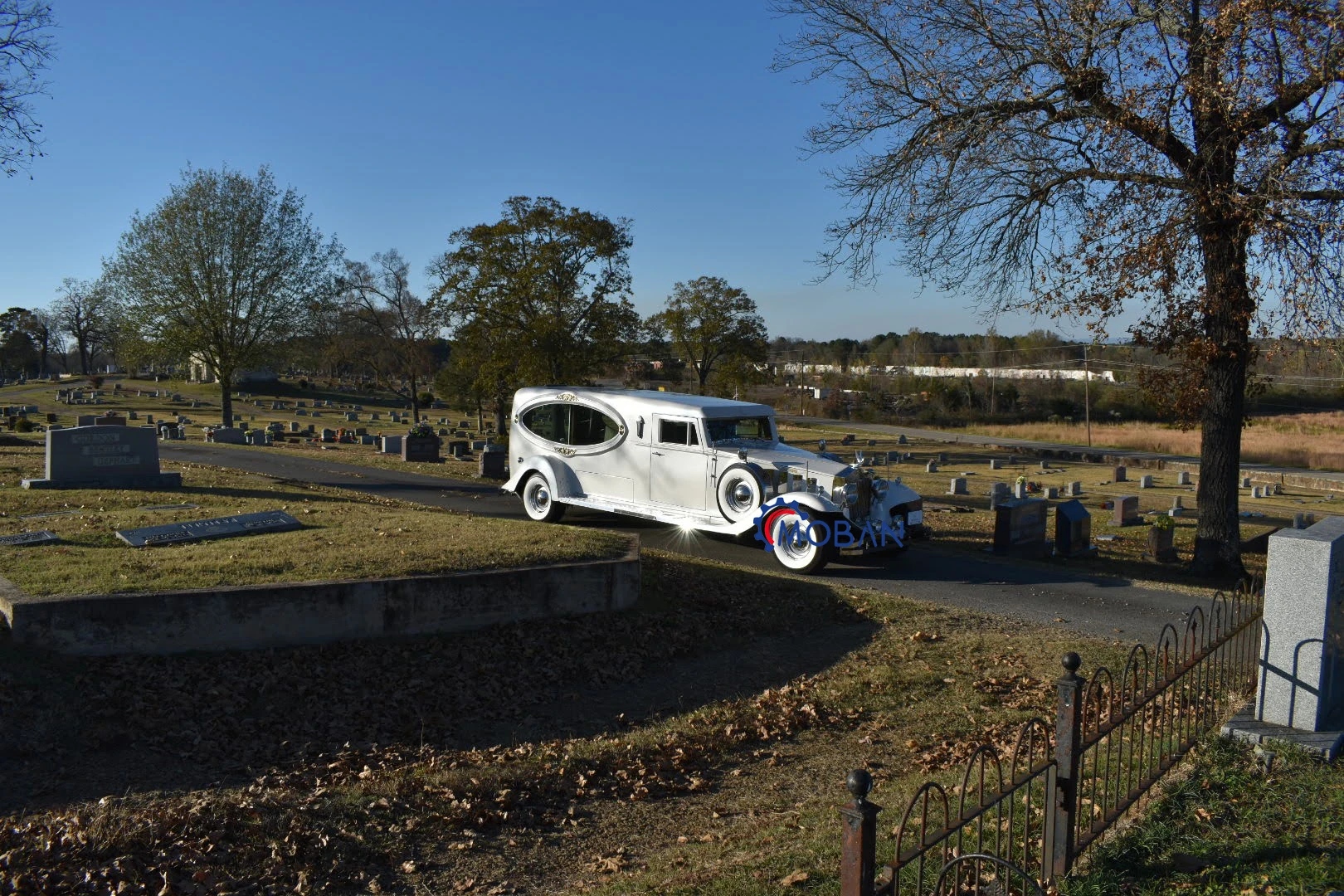 New high quality Long-distance travel 5kW large motor vintage hearse/retro coffin car/funeral supplies hearse for sale