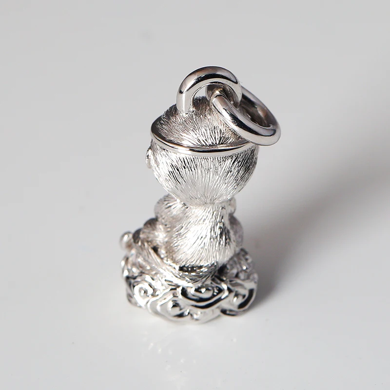 2024 Black Myth Chinese Hero Monkey King Wukong Pendant Necklace 18K Gold And 925 Silver Plated Hip Hop Style Fighting Buddha