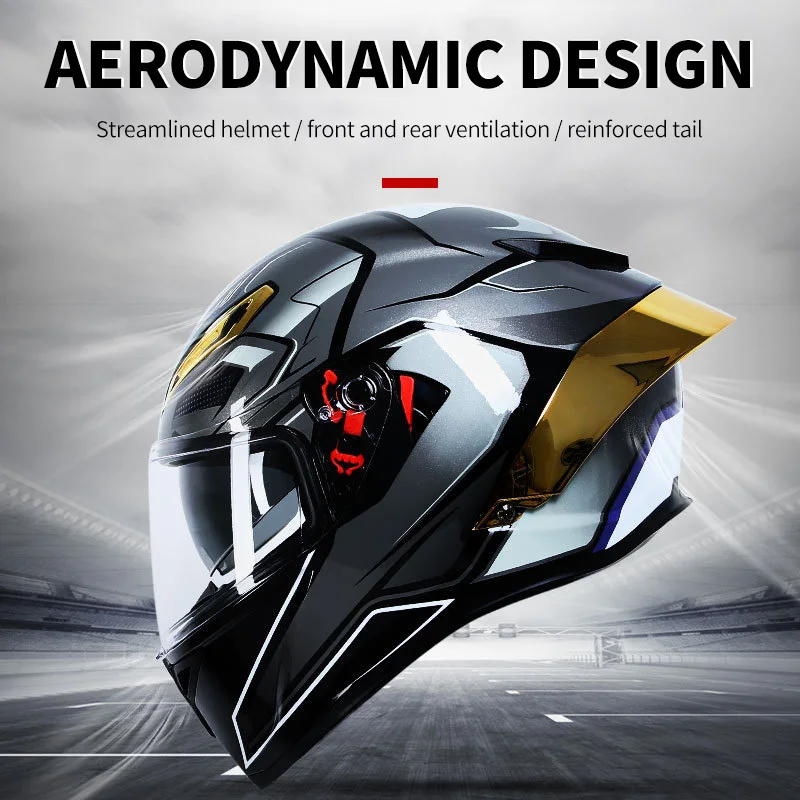 Мотоциклетный шлем с козырьком