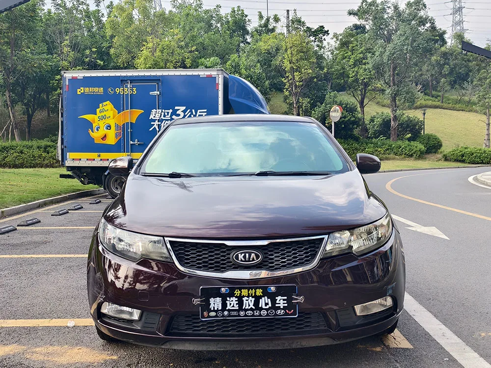 2012 китайские автомобили Kia Forte 1.6L MT GL для недорогих автомобилей в наличии