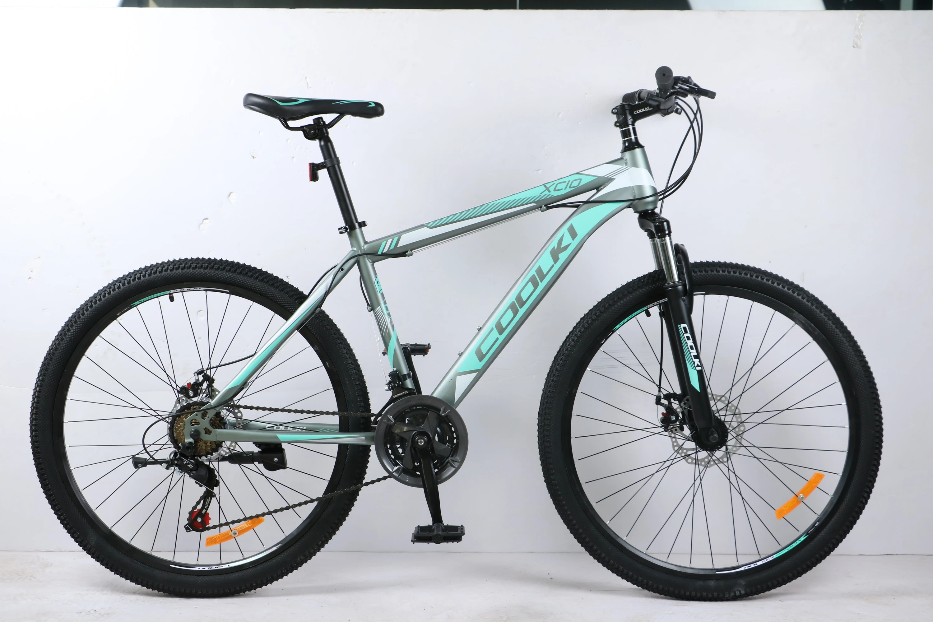 mountain bicycle man riders racing aluminum alloy rim shock absorption fork 26 inch mountain bike