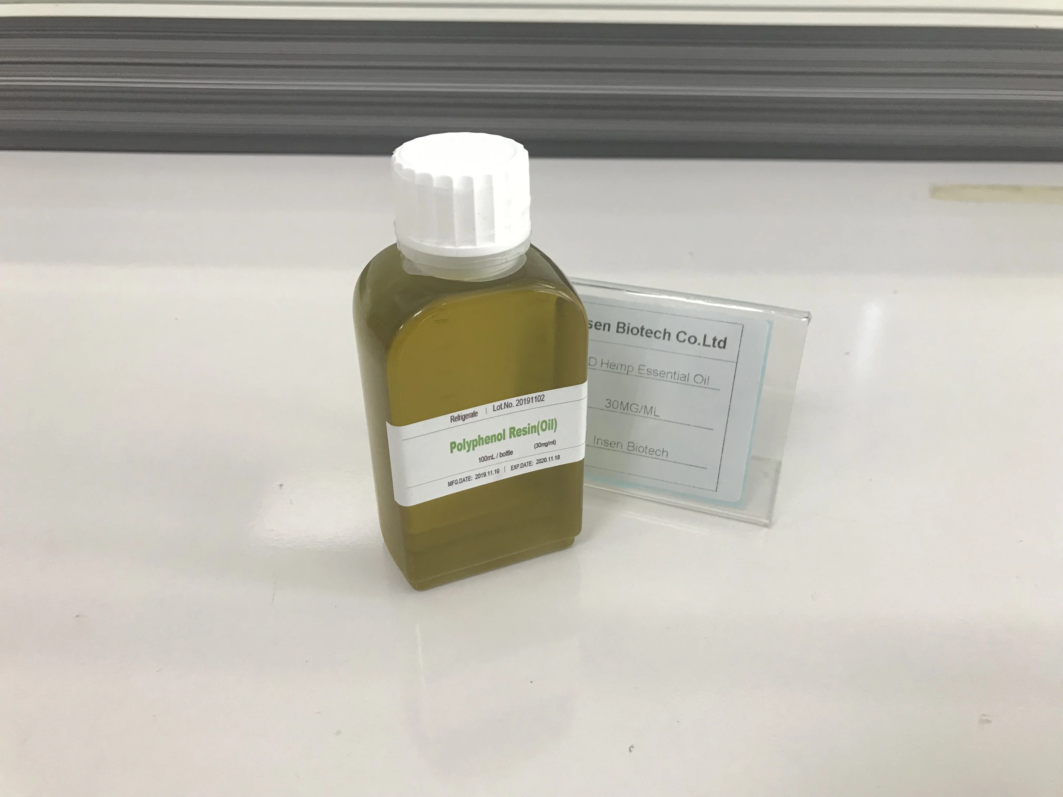 
China Manufacturer Supply CBD Hemp Seeds Oil 