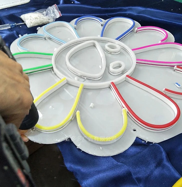 
Amazon Hot Free Shipping USB Colorful Smiley Face Sunflower Neon Sign Gifts Big Rainbow Flower Neon Sign for Wall 