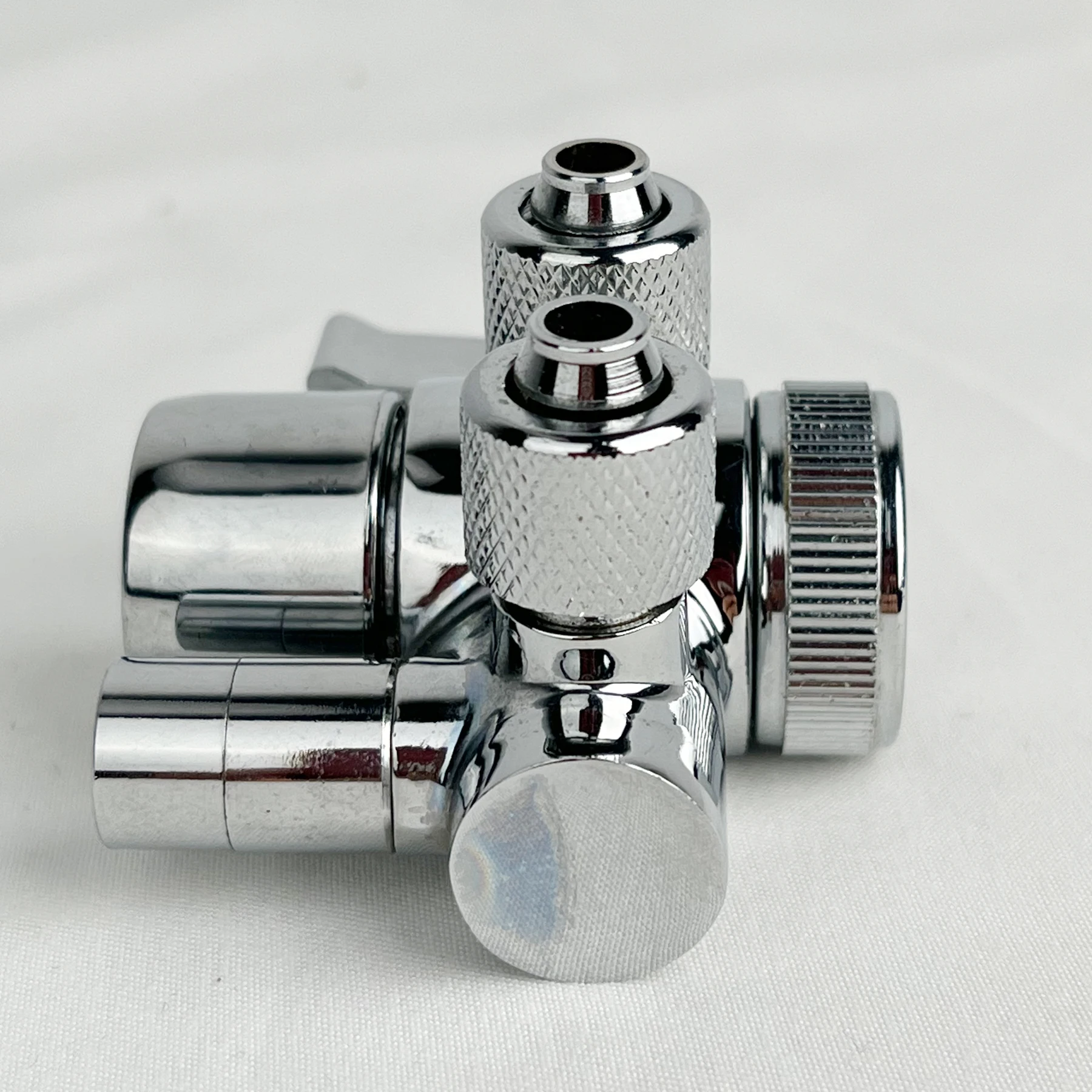 PATENT 1/4 Water Splitter Valve 3 infall and 3 way out Diverter Valve