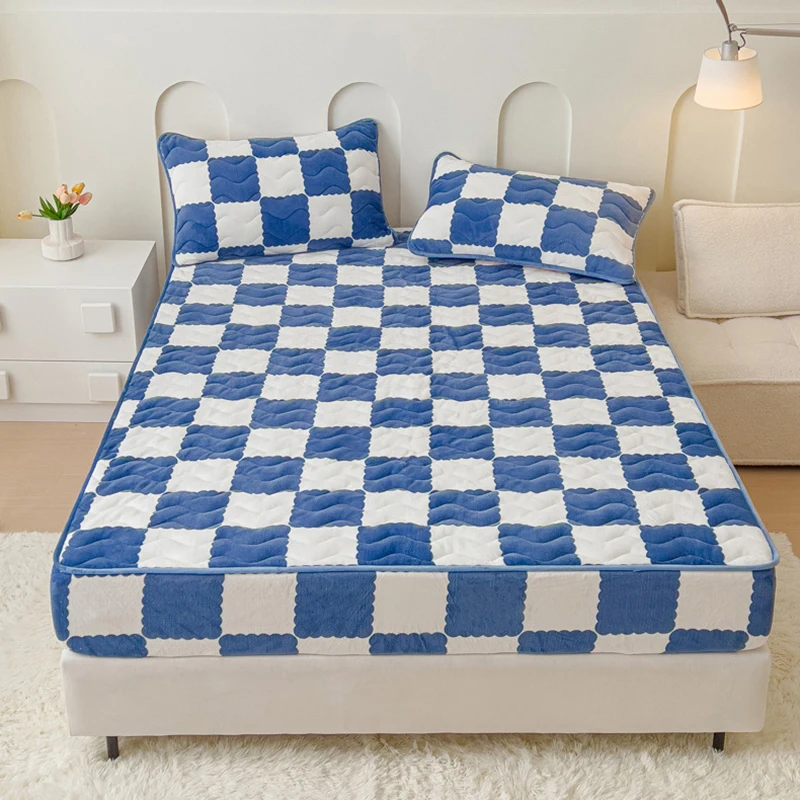 High Quality Hot Luxury Milk Velvet Bed Spread Bed Fitted Sheet Coverlet Bed Protector Mattress Cover Bedding Set