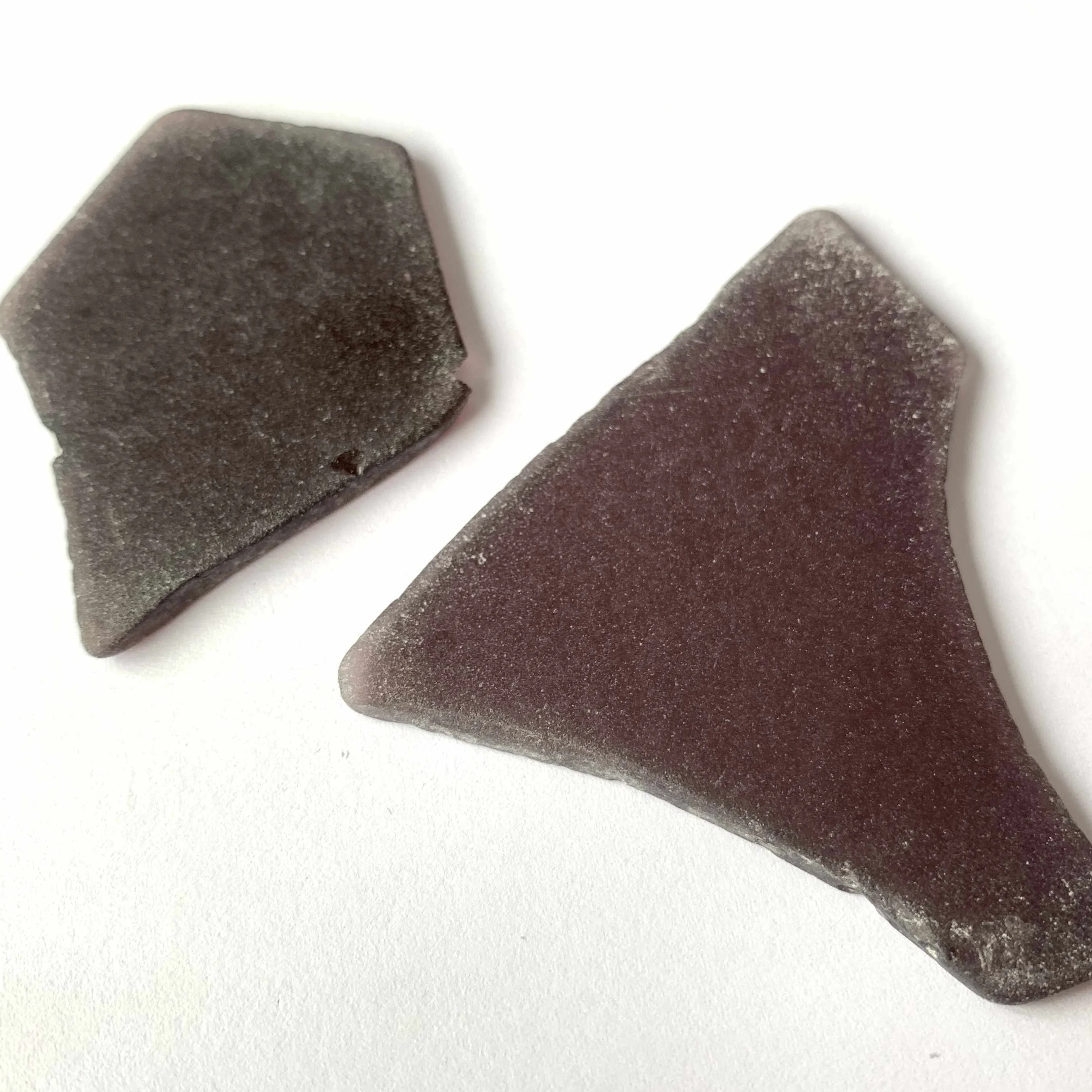 Crystal tumbled  frosted sea glass piece for landscaping