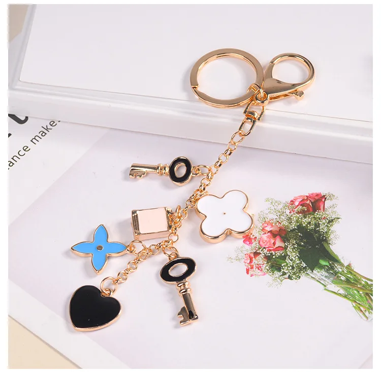 Korean Style Love Key Holder Metal Crystal Keychain Key Chain Lovely Pendant Gift Charm Keyring (KC359C)