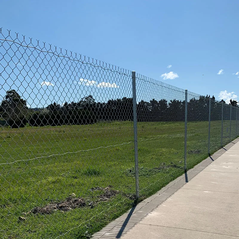 china factory 8 foot Galvanized chain link mesh for fencing in rolls hurricane fence