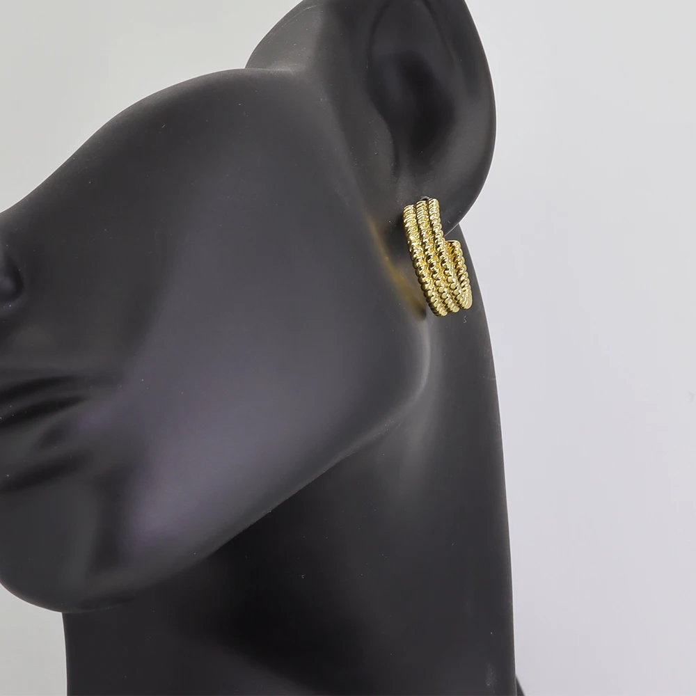 Fashion Jewelry Manufacturer Wholesale Women 18K Gold Plated Simple Twist C Shape Hoop Earrings