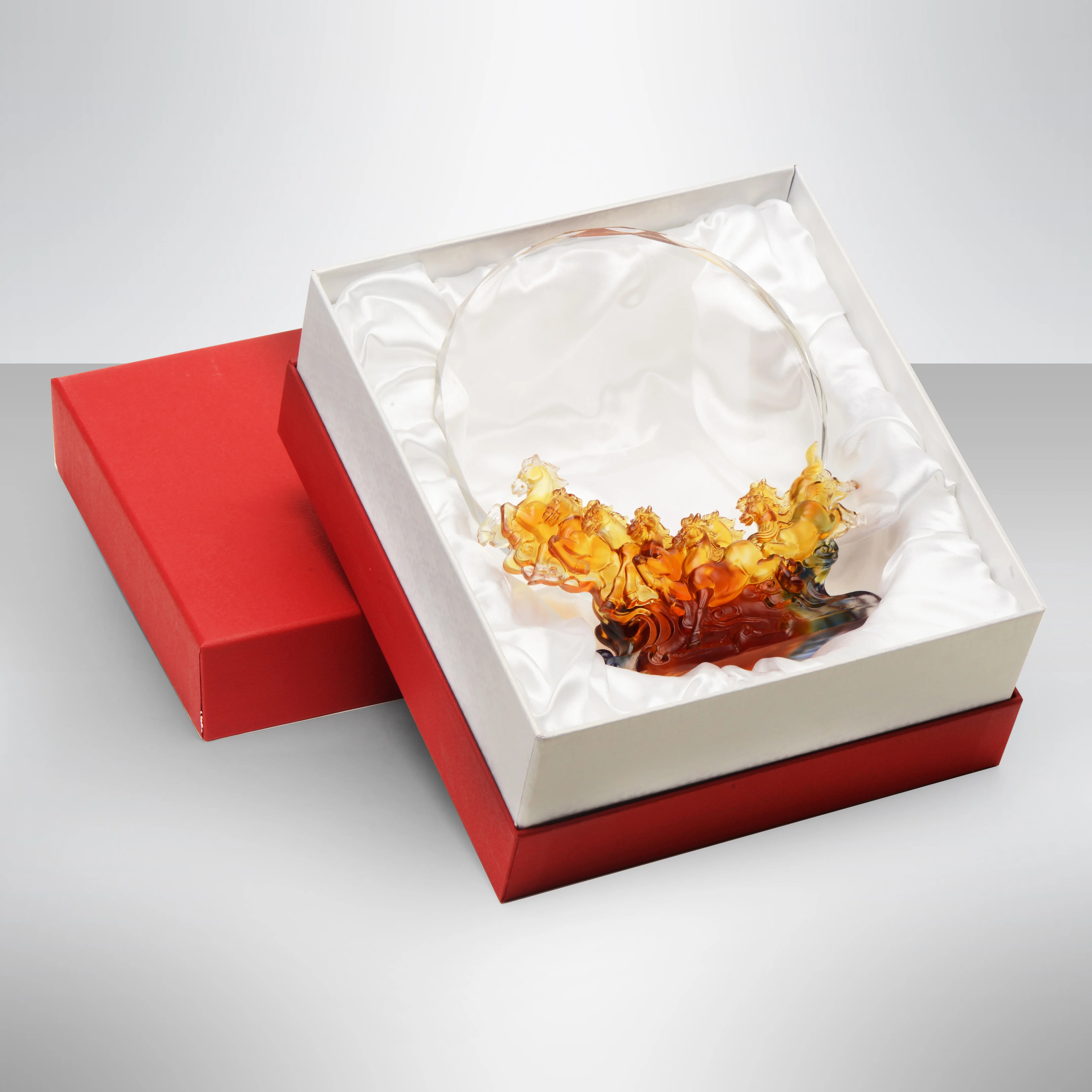 Brand New High Quality Eight Horses 3D Laser Engrving Round Plaque Crystal Trophy Creative Crystal Trophy