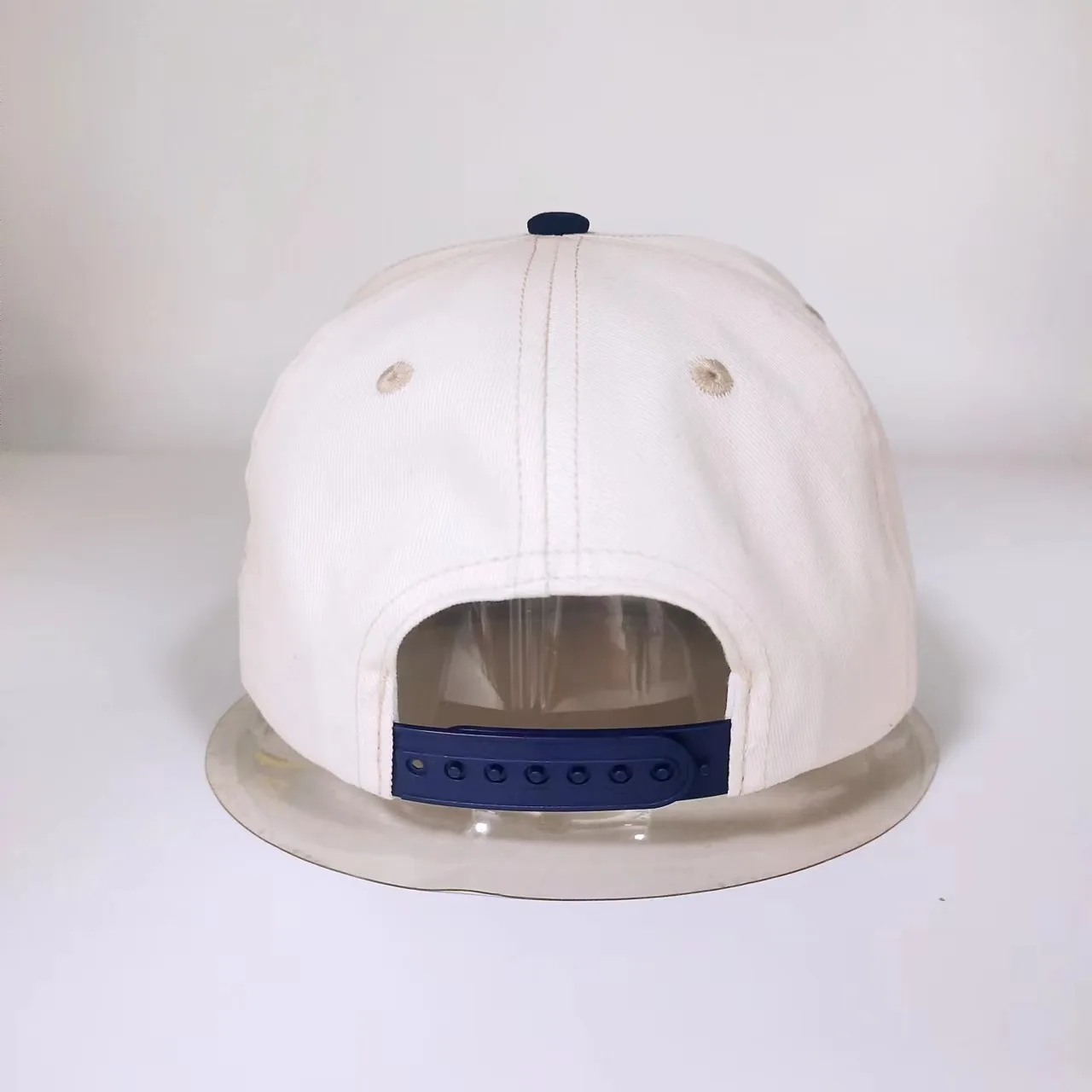 Fashion Leisure 5 Panel Custom Two Tone Sport Embroidery Baseball Cap 3d Embroidery Logo Curved Brim Baseball Hat