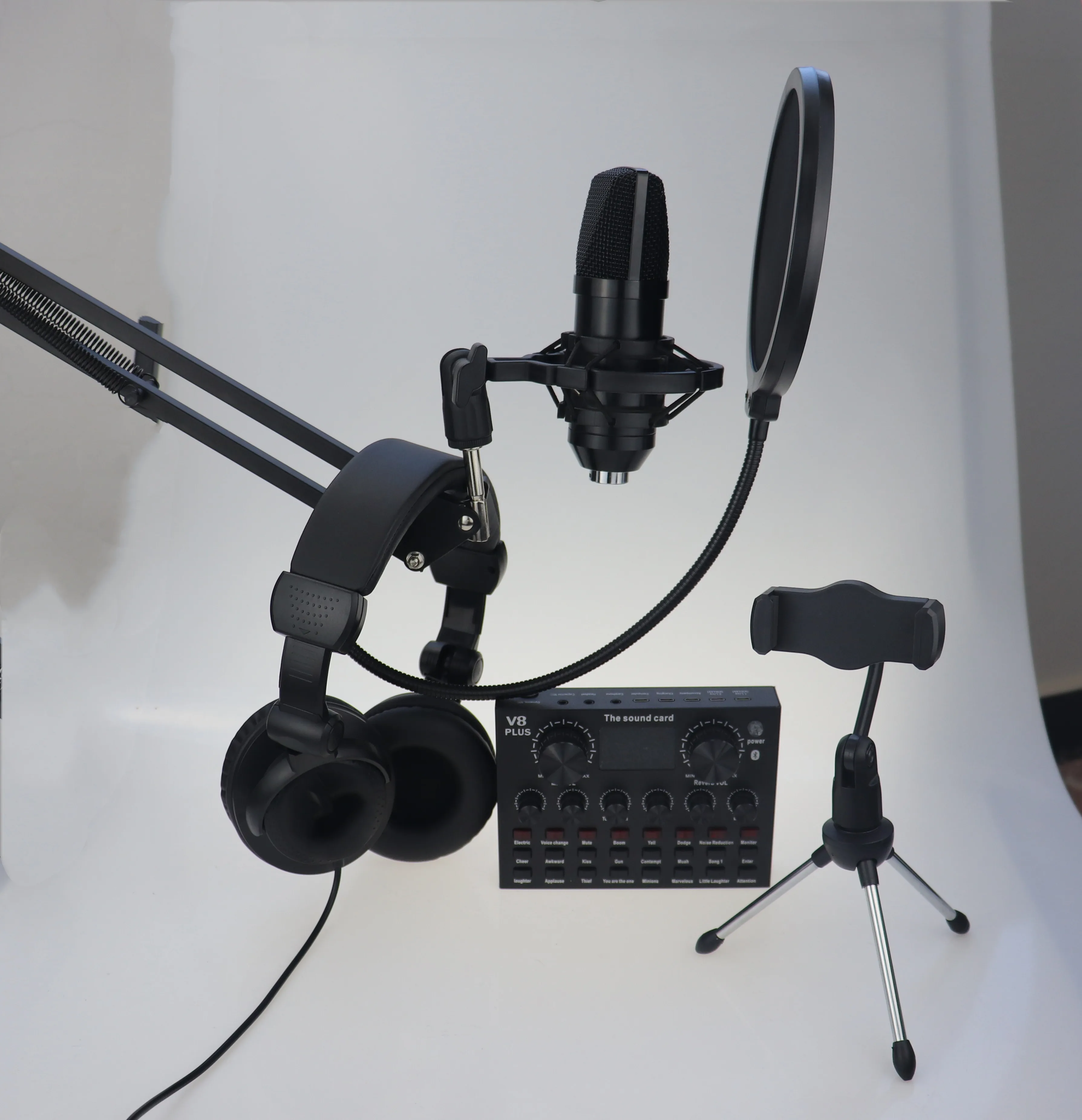 Factory direct sales 2021 new 8 channel headset with microphone wireless microphone