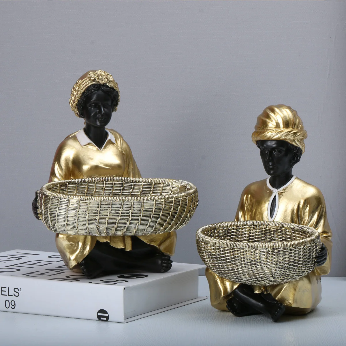 2024 New Arrival African Women Statue Modern Art Figure Living Room Office Interior Decoration Accessories Middle East Figurine