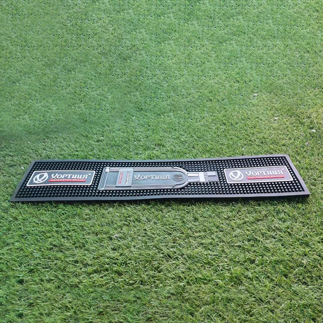 Eco-friendly Oem Logo Soft Pvc Safe Rubber Bar Runner Mat Red Bull Bar Mat