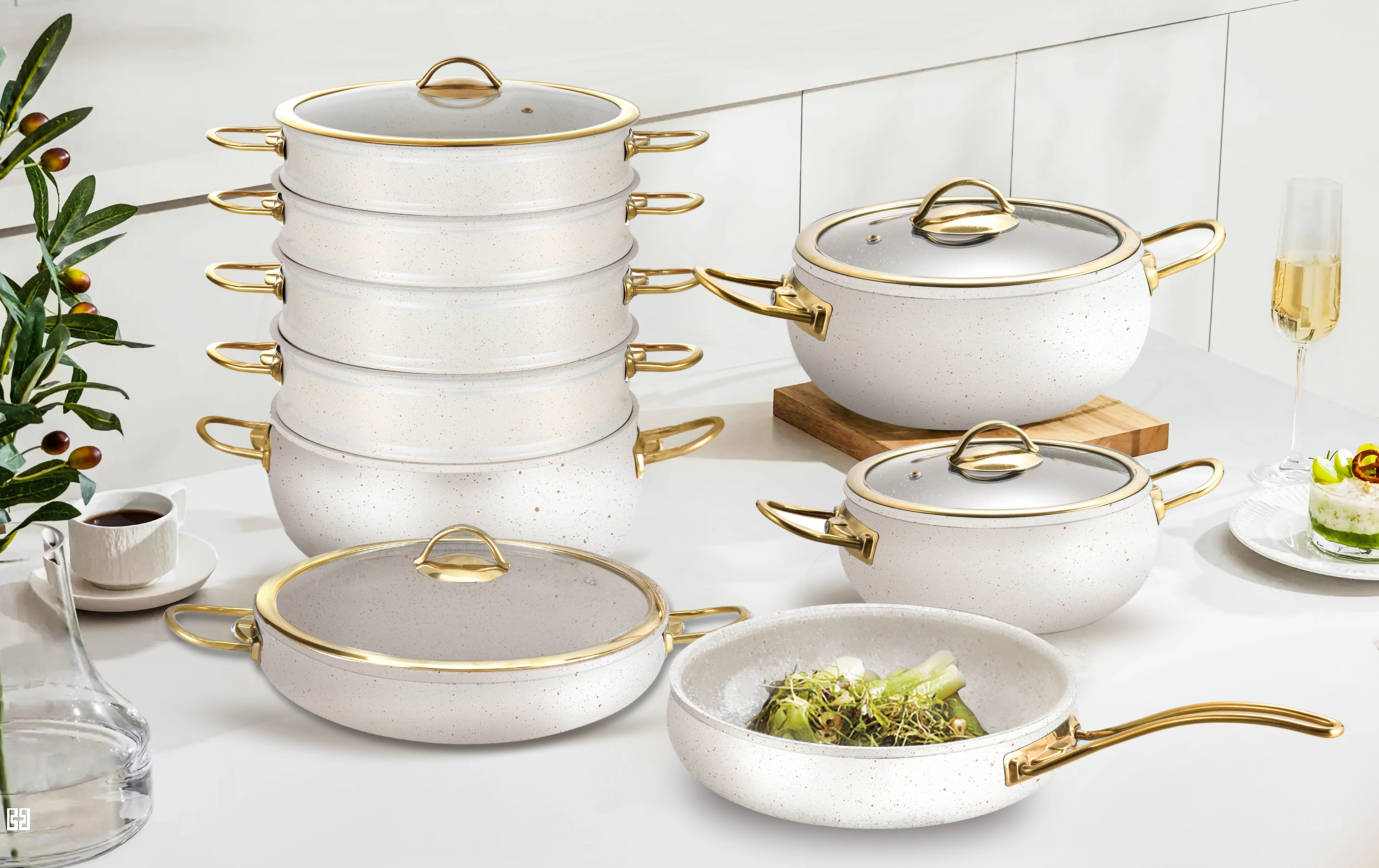 6 piece cookware set Forged Aluminium Cookware Non-Stick  Coating with Stainless Steel Steamer