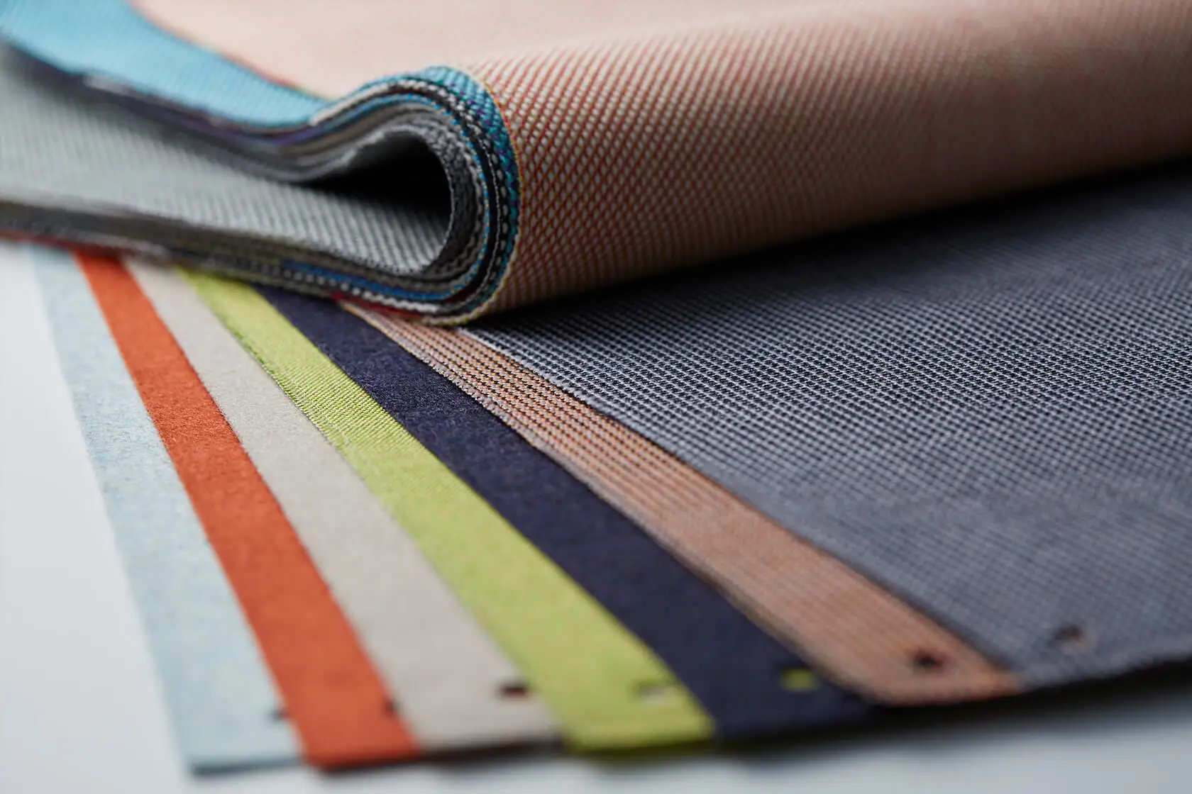 Вакуумный ПВХ-клей на водной основе