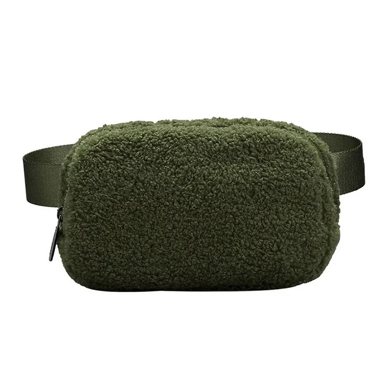 2023 Wholesale Everywhere Belt Bags Global Trending Style Fur Waist Bag Fleece Yoga Running Fur Material Chest Bags for Winter