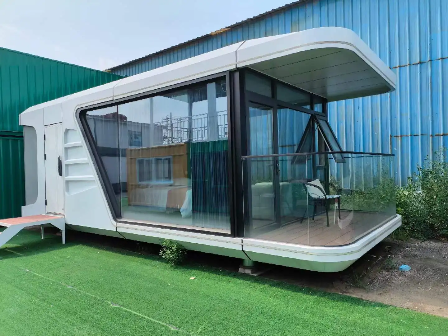 Modern Design Prefabricated Steel Structure Modular House Inspired Space Capsule Hotel Modified Shipping Container