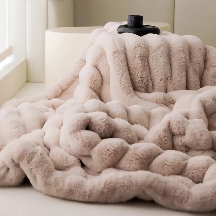 Factory Price Double sided High Quality Persian Velvet Cover Blanket Long Plush Leisure Thickened Sofa Bedroom Blanket