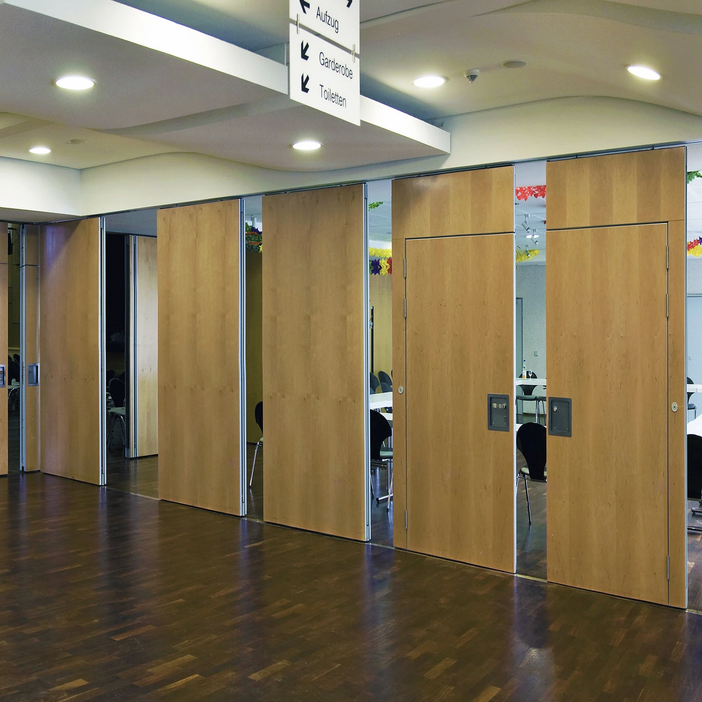 Chinese style removable wood office partition conference hall meeting room operable wall soundproof sliding division wall