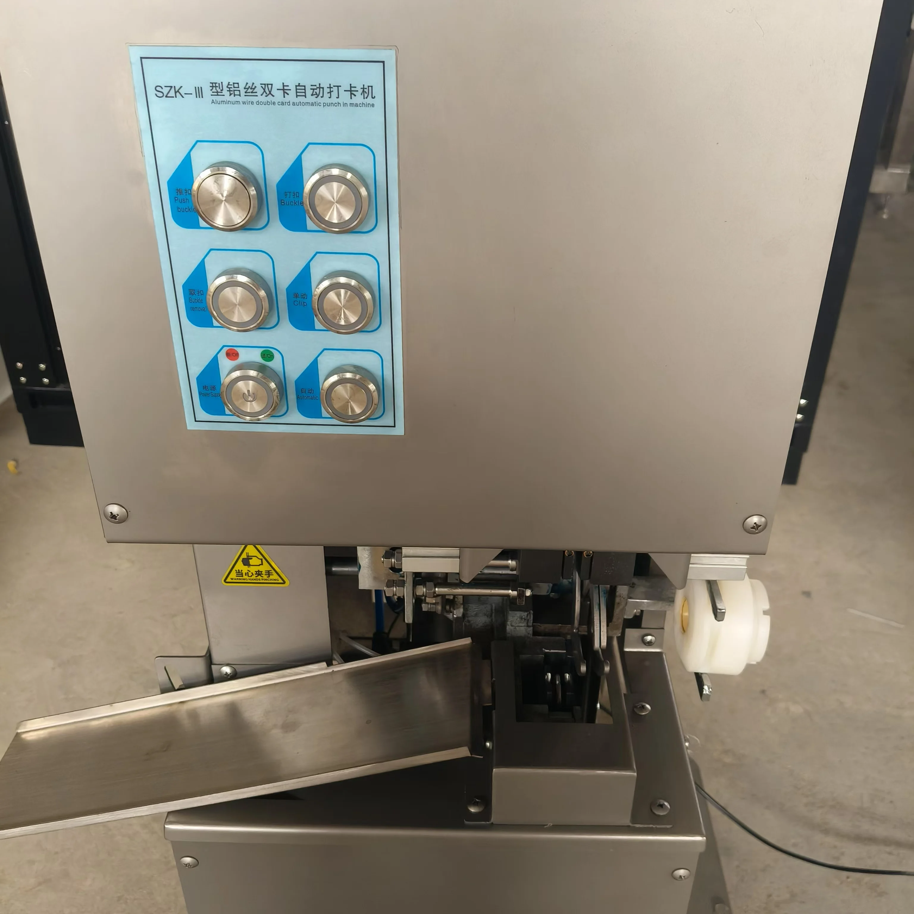 Fully Automatic Pneumatic Sausage Filler and Twister New Condition Ham Sausage Twister Machine with Pump Motor Core Components