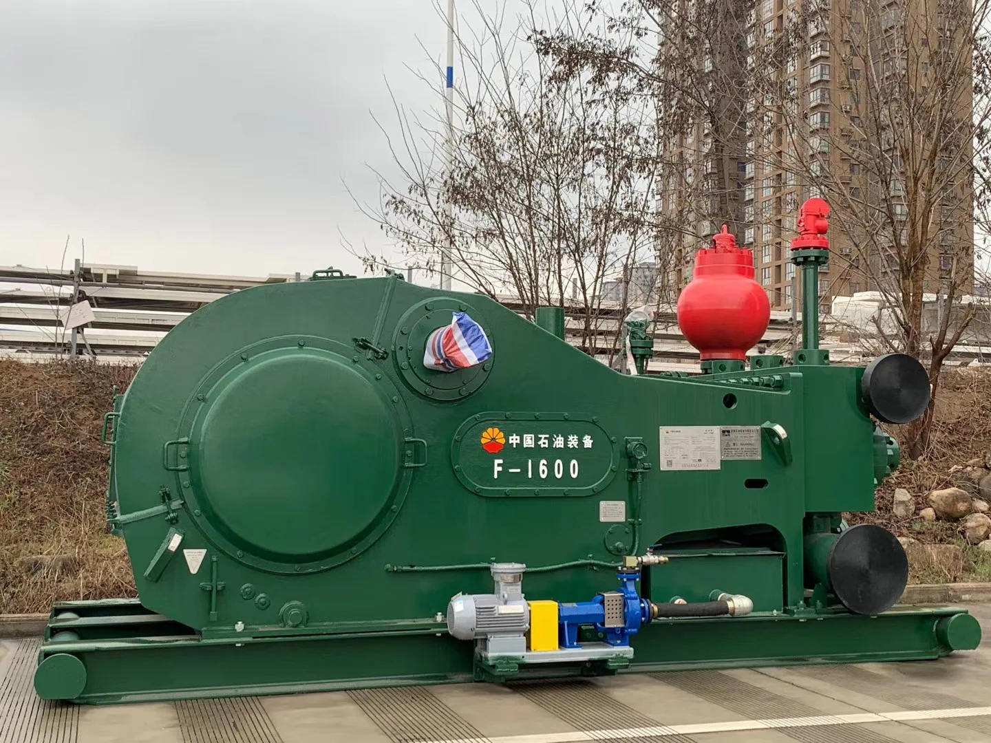 
1300hp triplex f1300 mud pumps manufacturers high pressure mud pump 