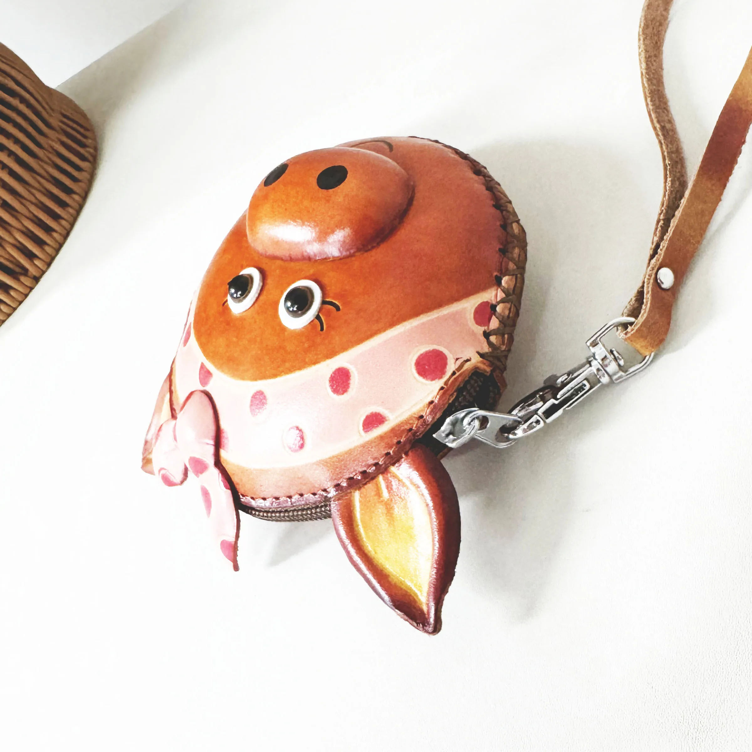 CP-010 pig  Animal Cartoon shaped wholesale price genuine leather cute women silicone custom printing coin purse