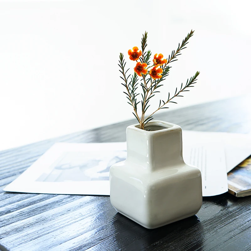 Nordic design stoneware white clay vase dried flower interior home decoration ceramic and ceramic vases for hotel