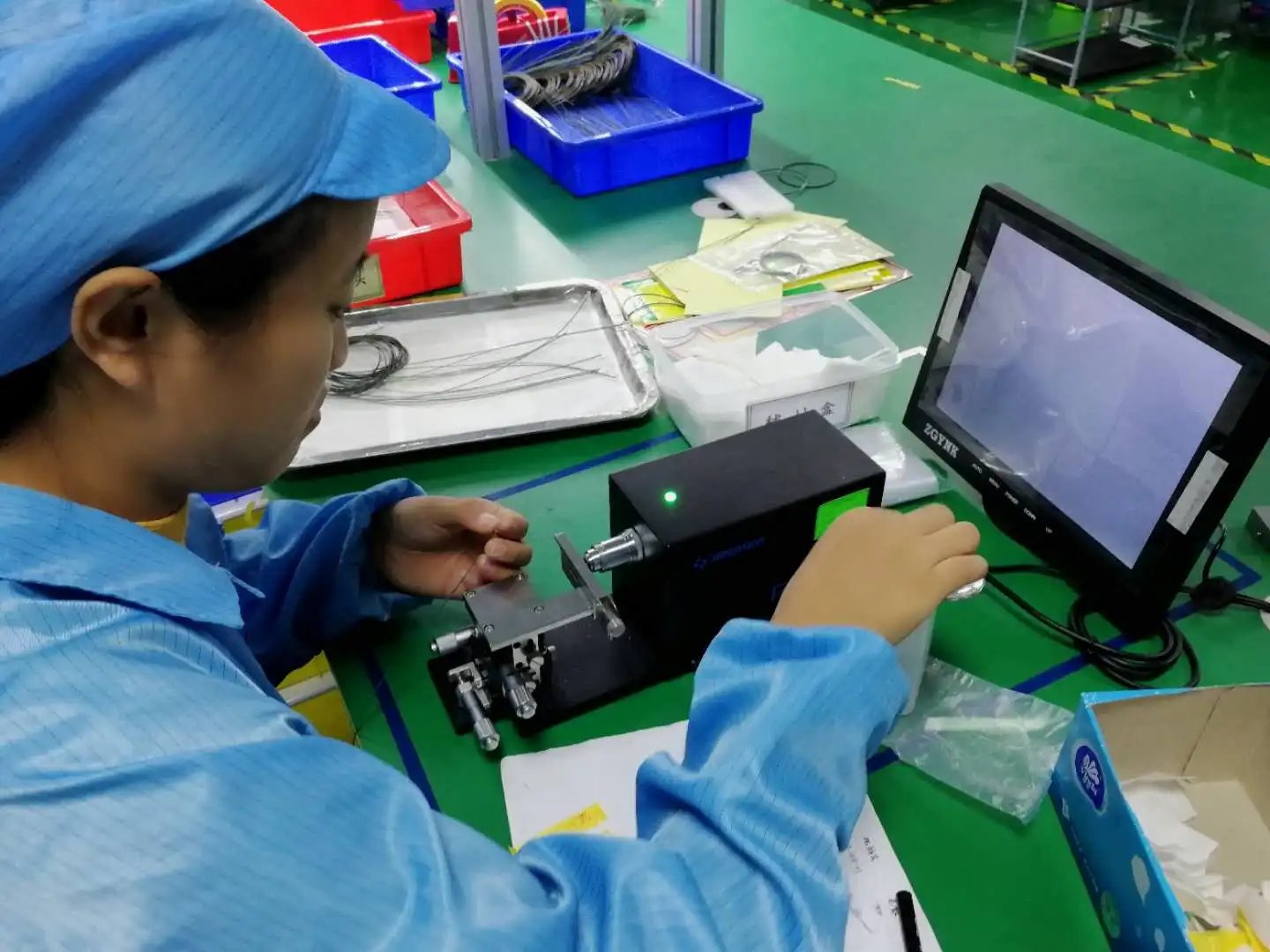 
Free Sample 1x2 1x4 1x8 1x16 1X32 1X64 Optical Fiber PLC Splitter Steel Tube Type PLC Splitter with SC APC UPC Connector 