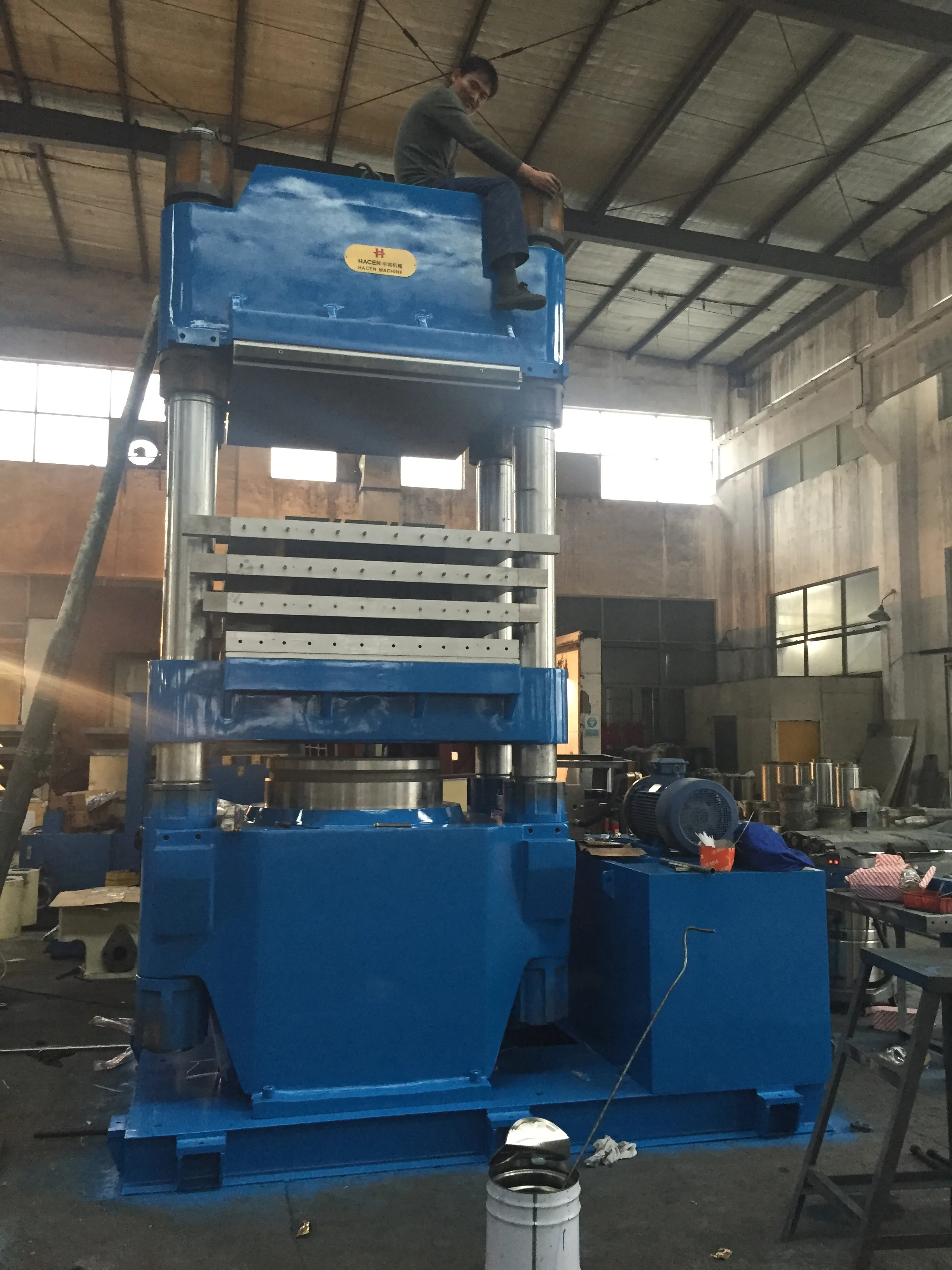 
rubber molding machine rubber platen vulcanizing moulding machine 