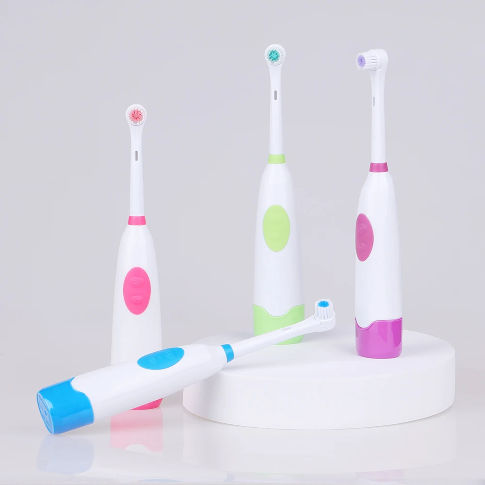 Дешевая вращающаяся электрическая зубная щетка для взрослых с аккумулятором