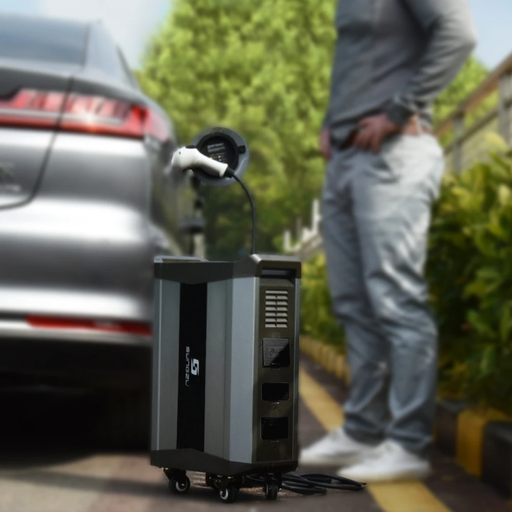 Unique 2500Wh Portable Backup Power Supply 2000W Lithium Battery Power Station Moveable Solar Generator with Wheels