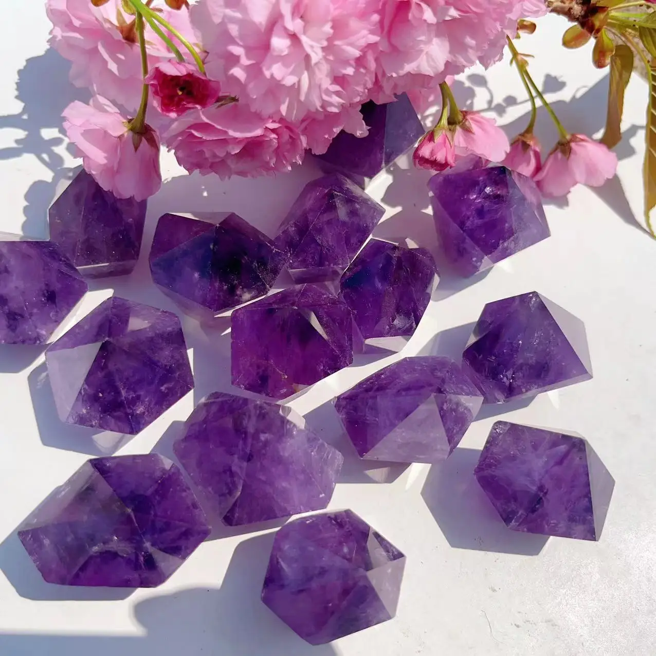 Natural Crystal Amethyst Point Crystal Quartz Tower Solar Powered/meditation/healing stones