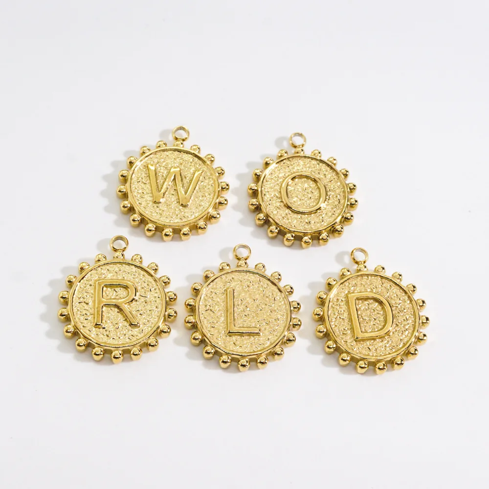 Classic circle 26 English letters stainless steel pendant ins European and American light luxury simple gold necklace pendant