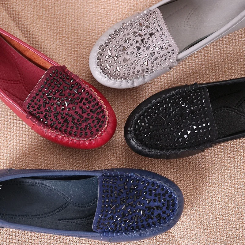 
2020 Bright diamond plus size women casual shoes lady loafers genuine leather flat ladies stock shoes 