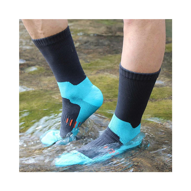 Factory Supply Professional Waterproof Socks Thick and Soft Mountain Skiing Outdoor Socks Free Casual Winter Knitted Colorful