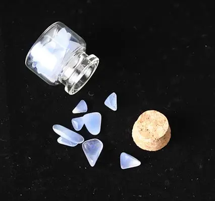 
Mini Gemstone Tumbled Chip Crystals Healing Gem Wishing Bottles Reiki Wicca Stones for Jewelry Making Home Decoration 