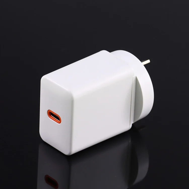 Chargeur CE ETL KC SAA listed 20w USB-C power adapter for mobile phones 12 12 pro 13 pro Type c EU US 2 pin fast charge charger