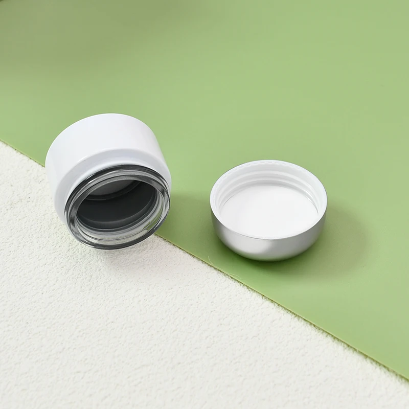 Custom color 3g 5g Small Sample Plastic Pots Container Fancy Nail Salon Gel Bottle Glass Jar With Silver Lid